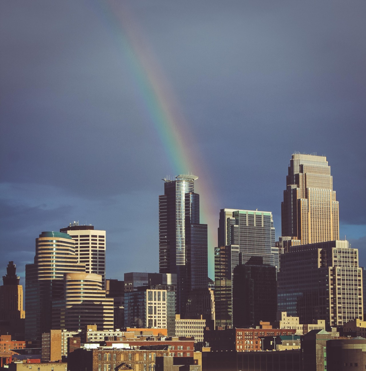 Tonight Minneapolis is the little pot of gold at the end of the rainbow.