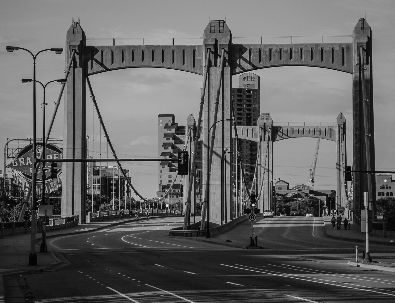 Hennepin Avenue bridge