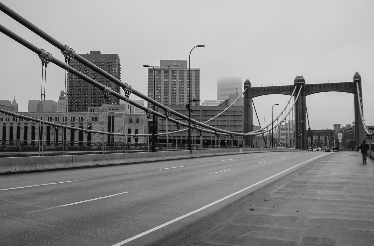 Hennepin Avenue Bridge